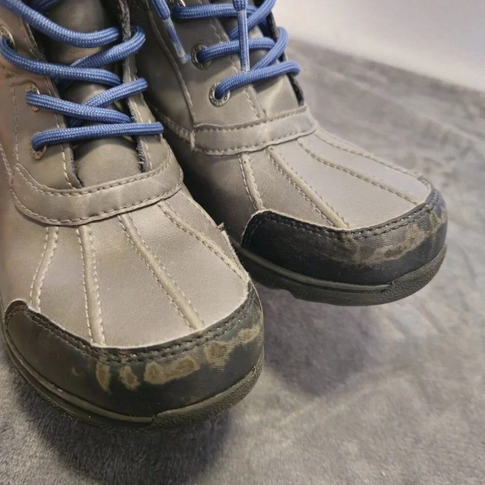 UGG Butte II Grey Gray Leather Short Snow Boots Size 4 Kid Youth = Women US 6